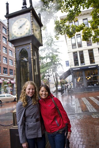 The Gastown steam clock on a Vancouver street corner